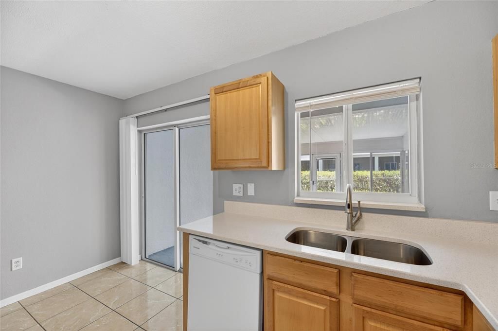 For Sale: $235,000 (2 beds, 2 baths, 1490 Square Feet)