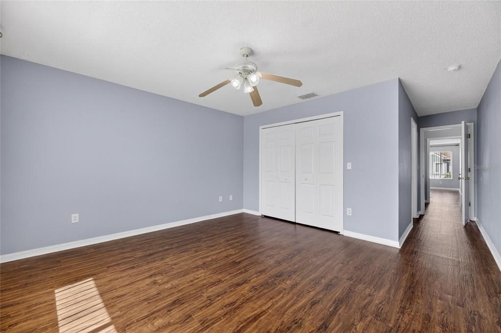 For Sale: $235,000 (2 beds, 2 baths, 1490 Square Feet)