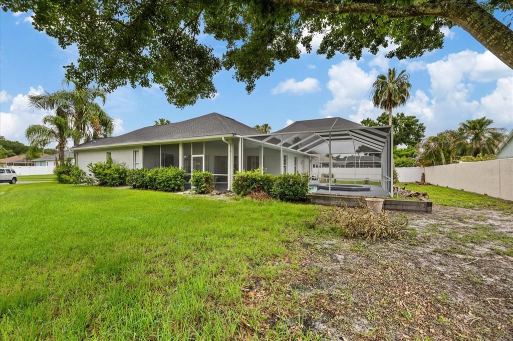For Sale: $550,000 (4 beds, 2 baths, 2159 Square Feet)