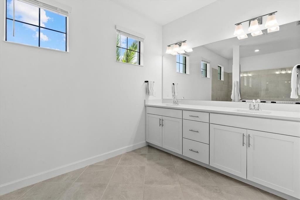 For Sale: $1,045,000 (5 beds, 4 baths, 4010 Square Feet)