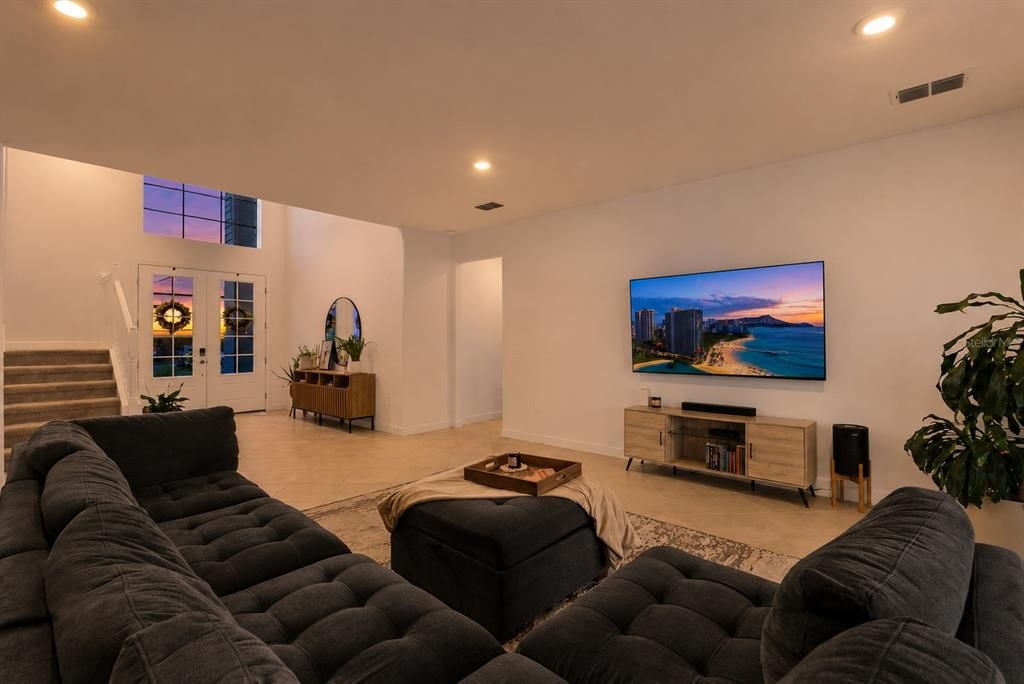 For Sale: $1,045,000 (5 beds, 4 baths, 4010 Square Feet)