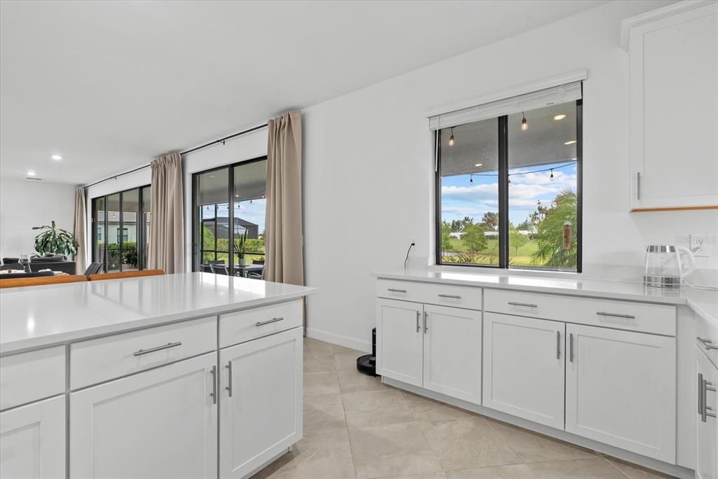 For Sale: $1,045,000 (5 beds, 4 baths, 4010 Square Feet)