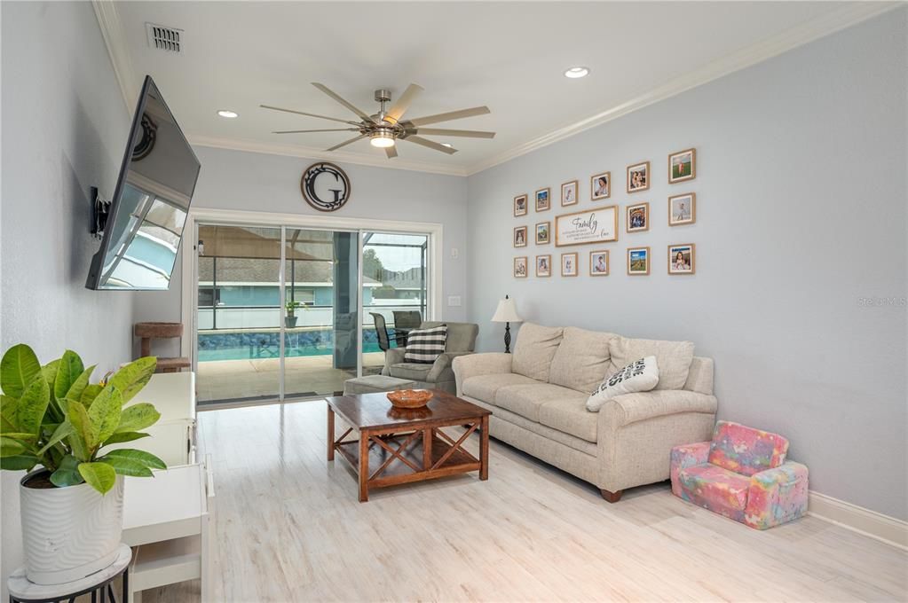 For Sale: $435,000 (4 beds, 2 baths, 2307 Square Feet)