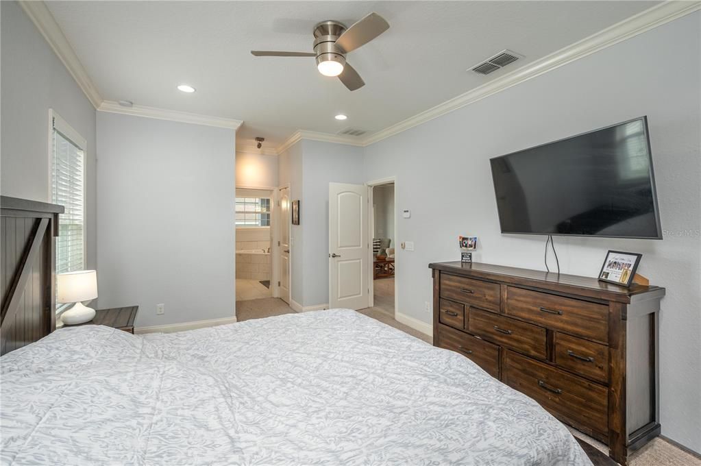 For Sale: $435,000 (4 beds, 2 baths, 2307 Square Feet)