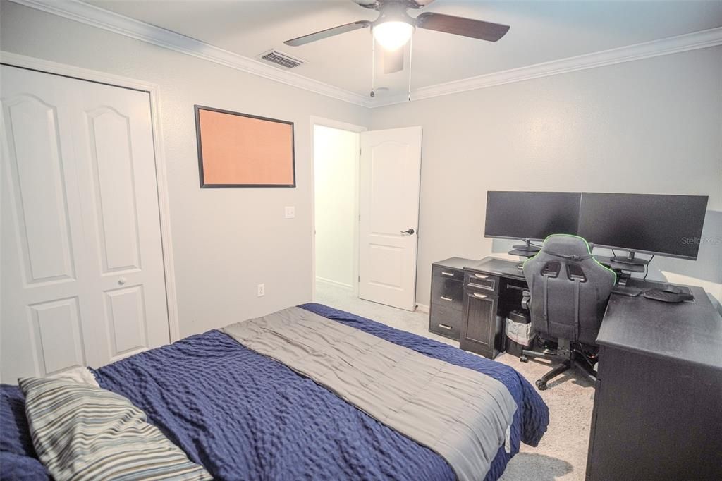 For Sale: $233,900 (3 beds, 2 baths, 1632 Square Feet)