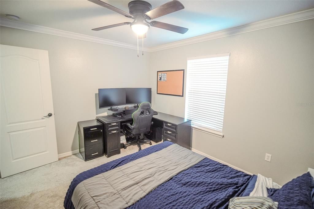 For Sale: $233,900 (3 beds, 2 baths, 1632 Square Feet)