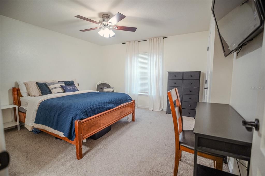 For Sale: $233,900 (3 beds, 2 baths, 1632 Square Feet)