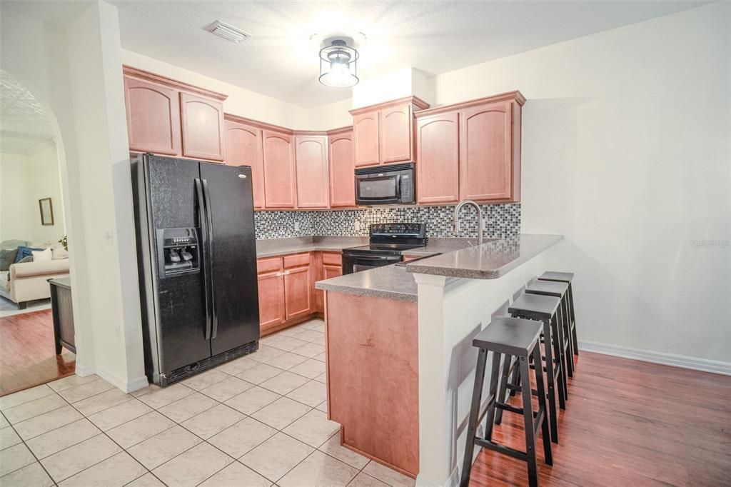 For Sale: $233,900 (3 beds, 2 baths, 1632 Square Feet)