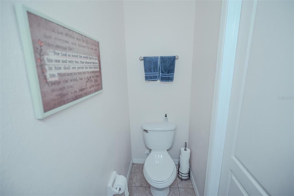 For Sale: $233,900 (3 beds, 2 baths, 1632 Square Feet)