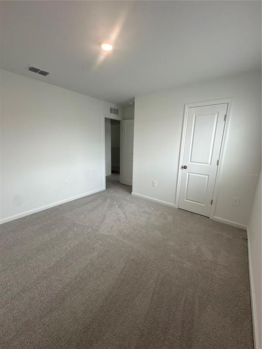 For Rent: $2,240 (3 beds, 2 baths, 1823 Square Feet)