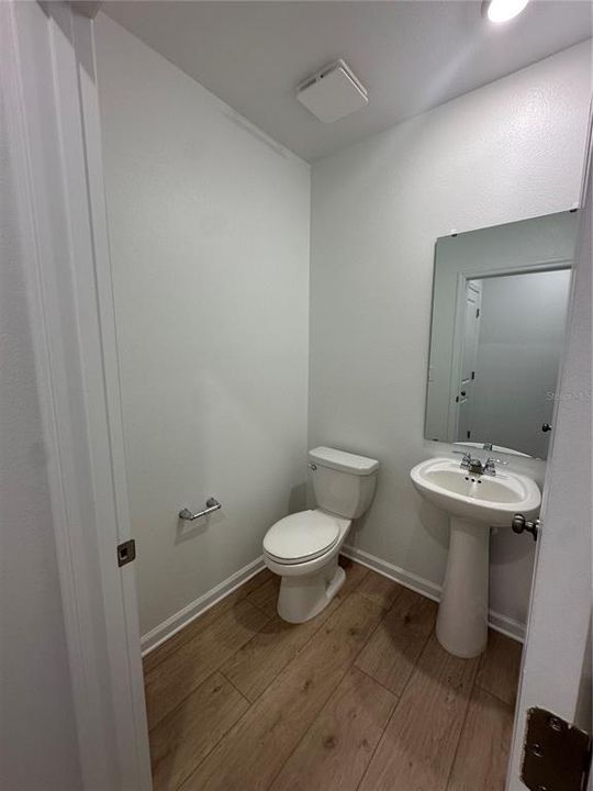 For Rent: $2,240 (3 beds, 2 baths, 1823 Square Feet)