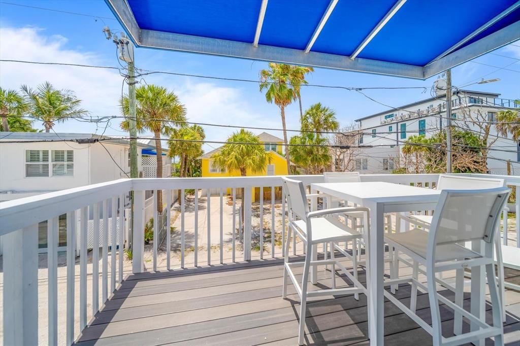 For Sale: $2,300,000 (3 beds, 0 baths, 2041 Square Feet)