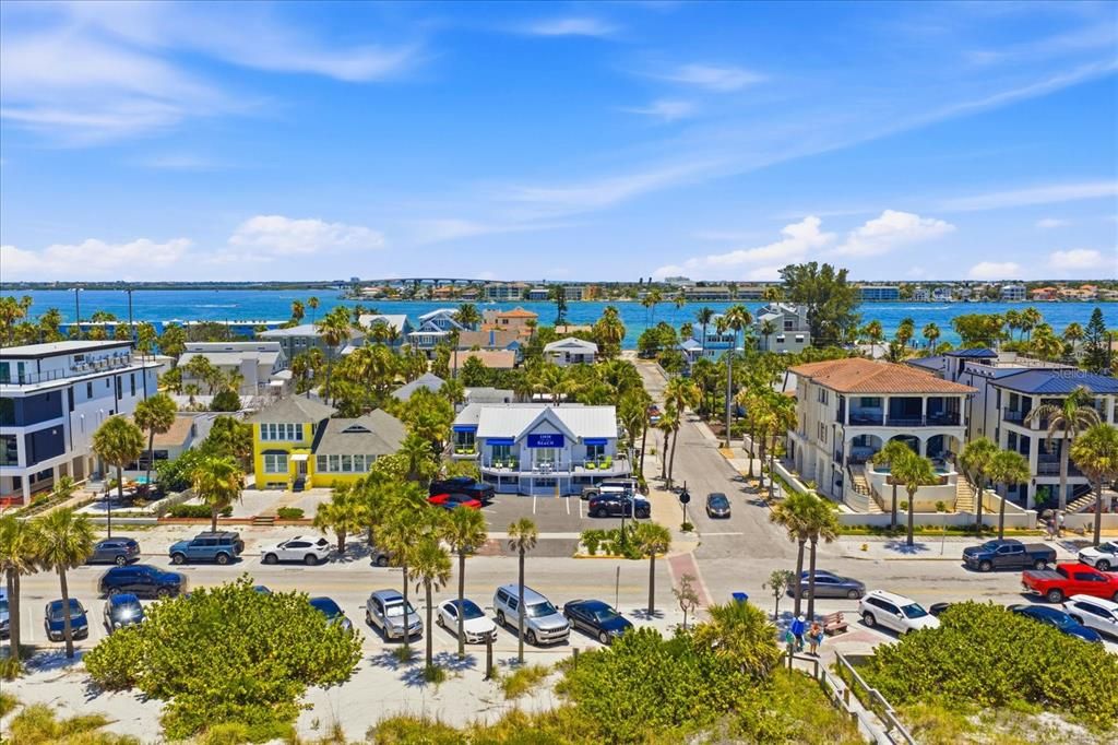 For Sale: $2,300,000 (3 beds, 0 baths, 2041 Square Feet)