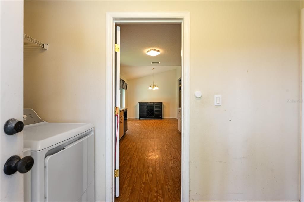 For Sale: $289,999 (3 beds, 2 baths, 1340 Square Feet)