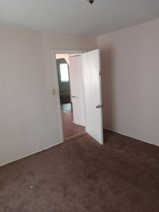 For Sale: $195,000 (3 beds, 2 baths, 1008 Square Feet)