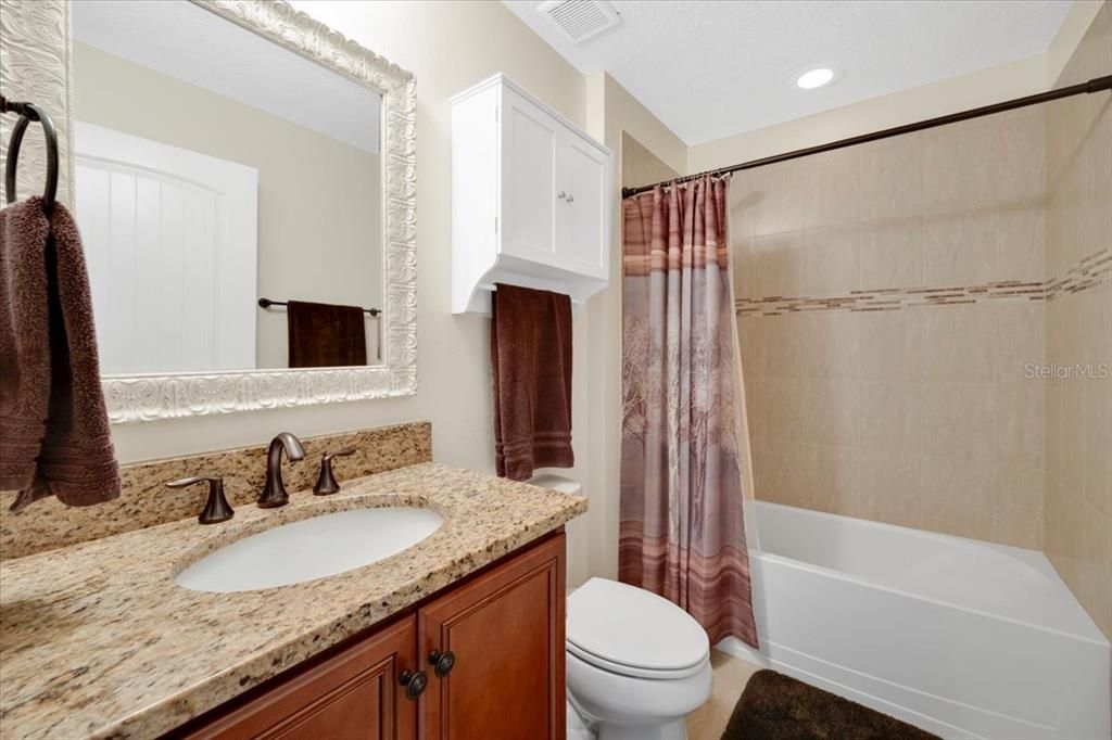 For Sale: $485,000 (3 beds, 3 baths, 2643 Square Feet)