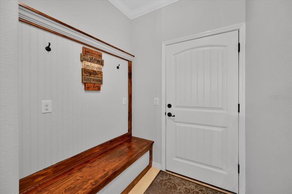 For Sale: $485,000 (3 beds, 3 baths, 2643 Square Feet)