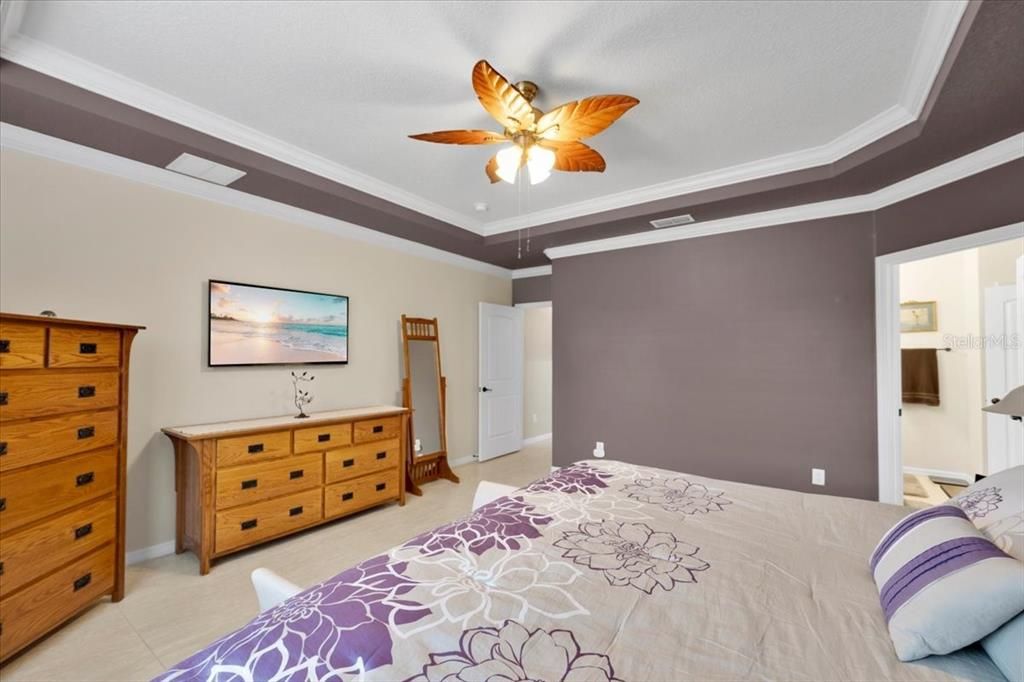 For Sale: $485,000 (3 beds, 3 baths, 2643 Square Feet)