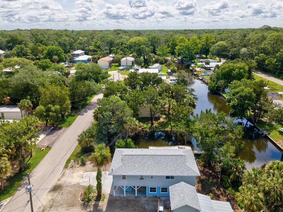 For Sale: $370,000 (2 beds, 2 baths, 1152 Square Feet)