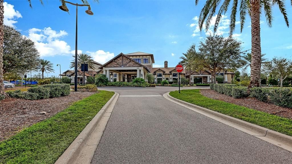 For Sale: $499,500 (2 beds, 2 baths, 1561 Square Feet)