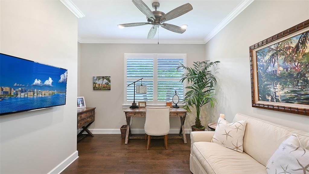 For Sale: $499,500 (2 beds, 2 baths, 1561 Square Feet)