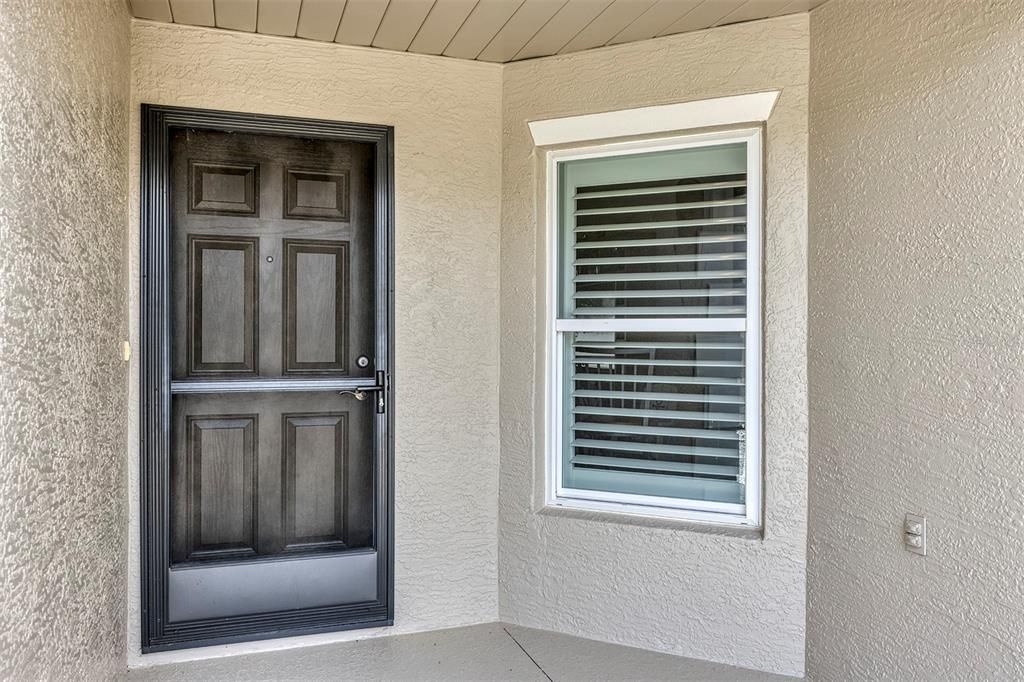 For Sale: $304,000 (2 beds, 2 baths, 1416 Square Feet)