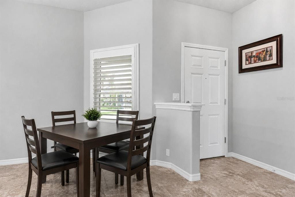 For Sale: $304,000 (2 beds, 2 baths, 1416 Square Feet)
