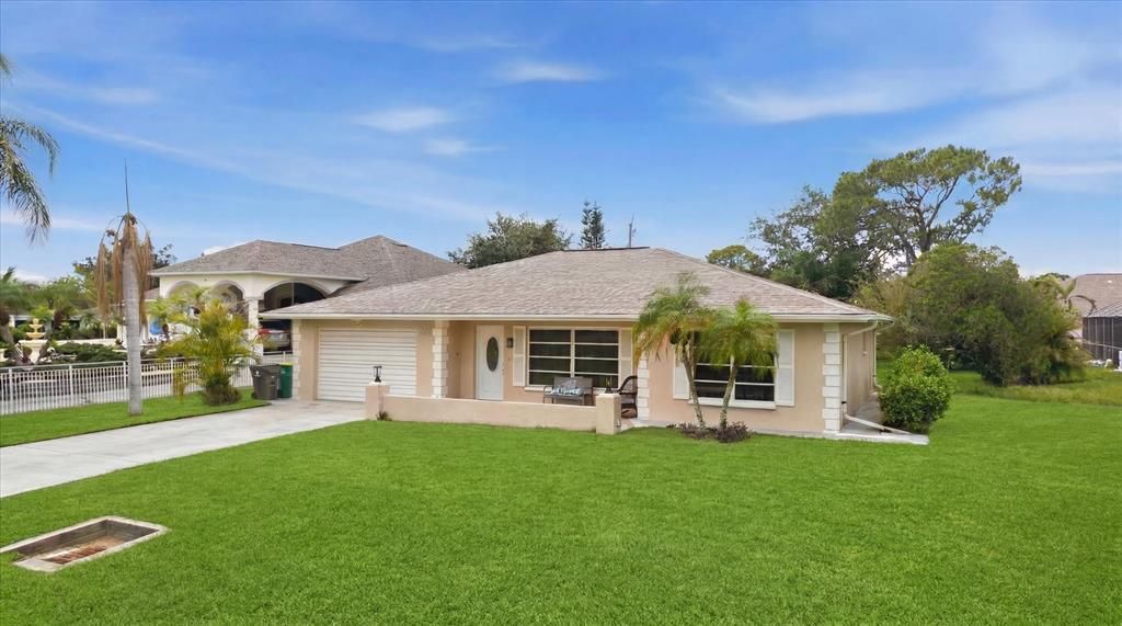 For Sale: $340,000 (2 beds, 2 baths, 1502 Square Feet)