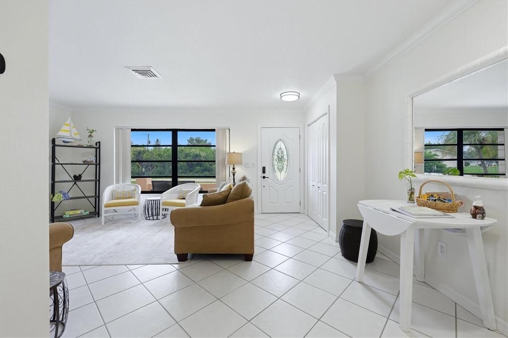 For Sale: $340,000 (2 beds, 2 baths, 1502 Square Feet)
