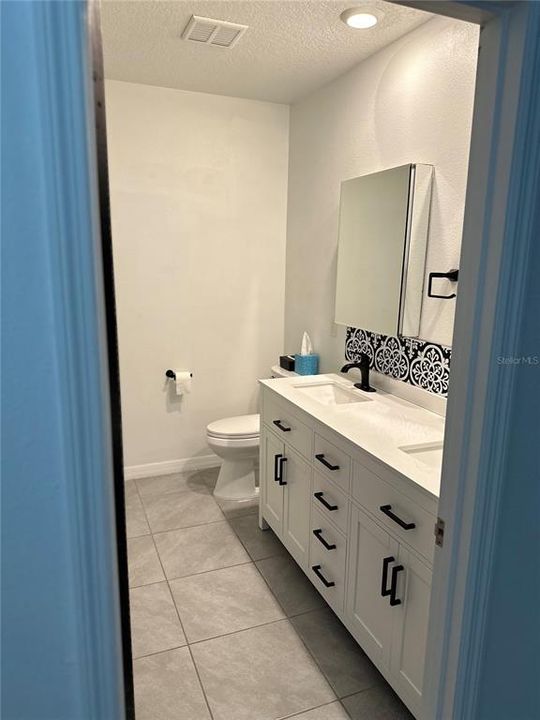 В аренду: $2,500 (3 спален, 2 ванн, 1667 Квадратных фут)