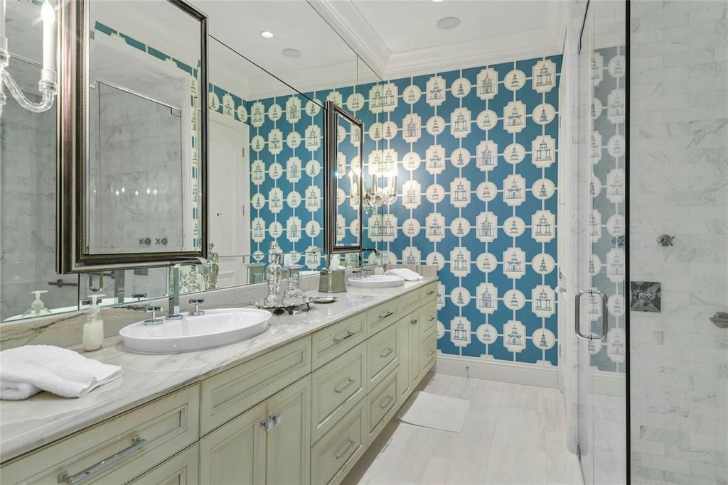 For Sale: $2,695,000 (3 beds, 3 baths, 3048 Square Feet)