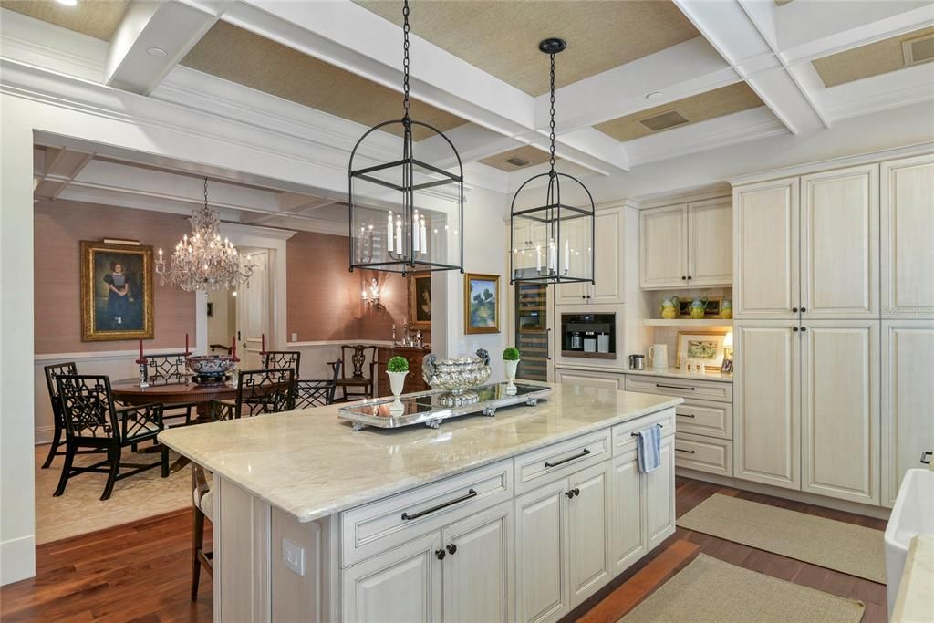 For Sale: $2,695,000 (3 beds, 3 baths, 3048 Square Feet)