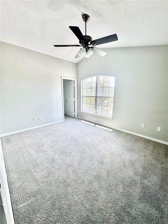 For Rent: $2,700 (4 beds, 2 baths, 2321 Square Feet)