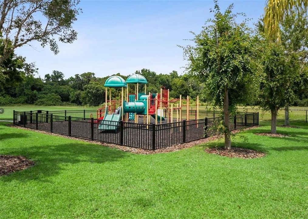 For Rent: $2,700 (4 beds, 2 baths, 2321 Square Feet)