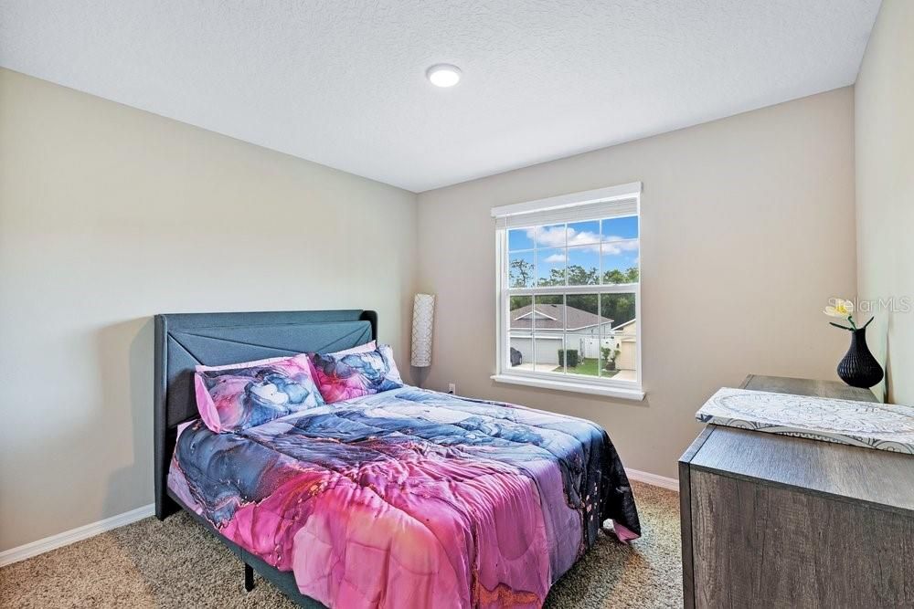 For Sale: $389,900 (4 beds, 2 baths, 2086 Square Feet)
