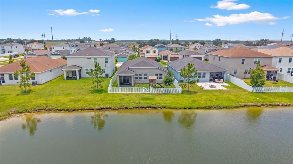 For Sale: $399,999 (4 beds, 2 baths, 2340 Square Feet)