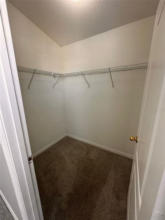 For Sale: $409,999 (4 beds, 2 baths, 2321 Square Feet)