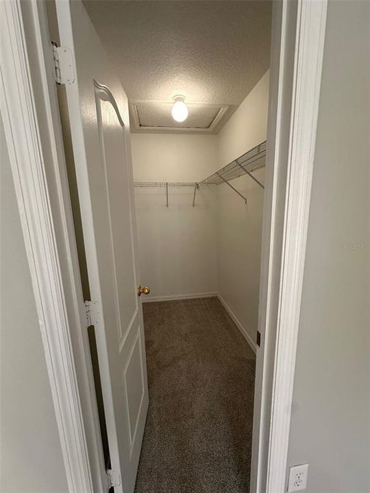 For Sale: $409,999 (4 beds, 2 baths, 2321 Square Feet)
