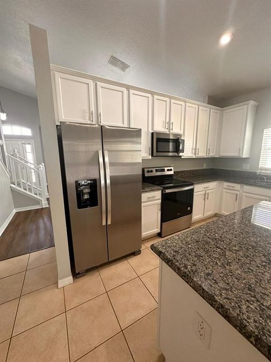 For Sale: $409,999 (4 beds, 2 baths, 2321 Square Feet)