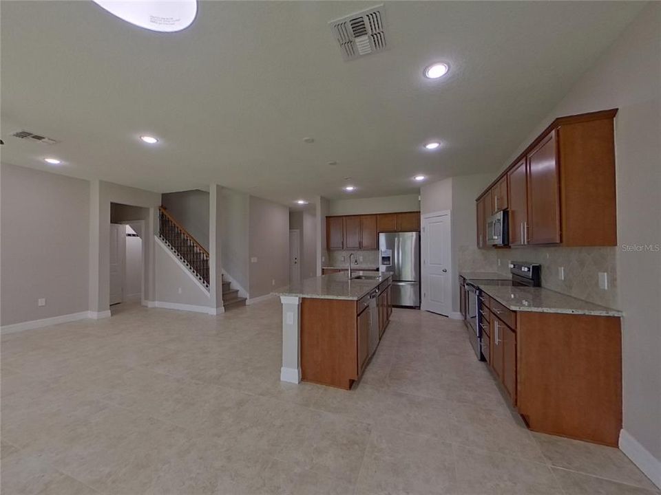 For Rent: $2,509 (4 beds, 2 baths, 2900 Square Feet)