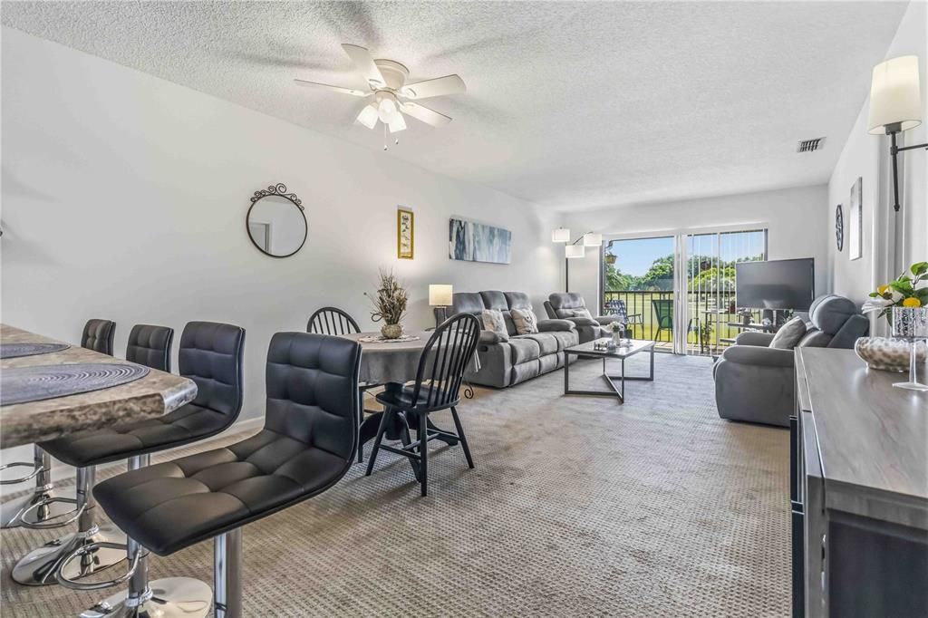 For Sale: $174,900 (2 beds, 2 baths, 1122 Square Feet)