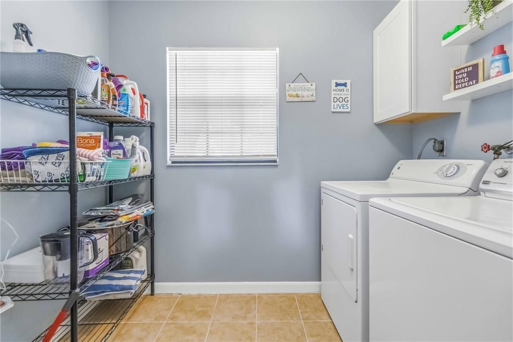 For Sale: $174,900 (2 beds, 2 baths, 1122 Square Feet)