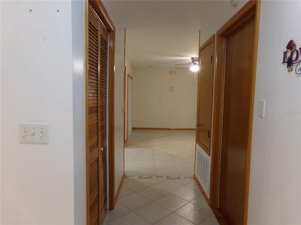 For Sale: $485,000 (4 beds, 2 baths, 1624 Square Feet)