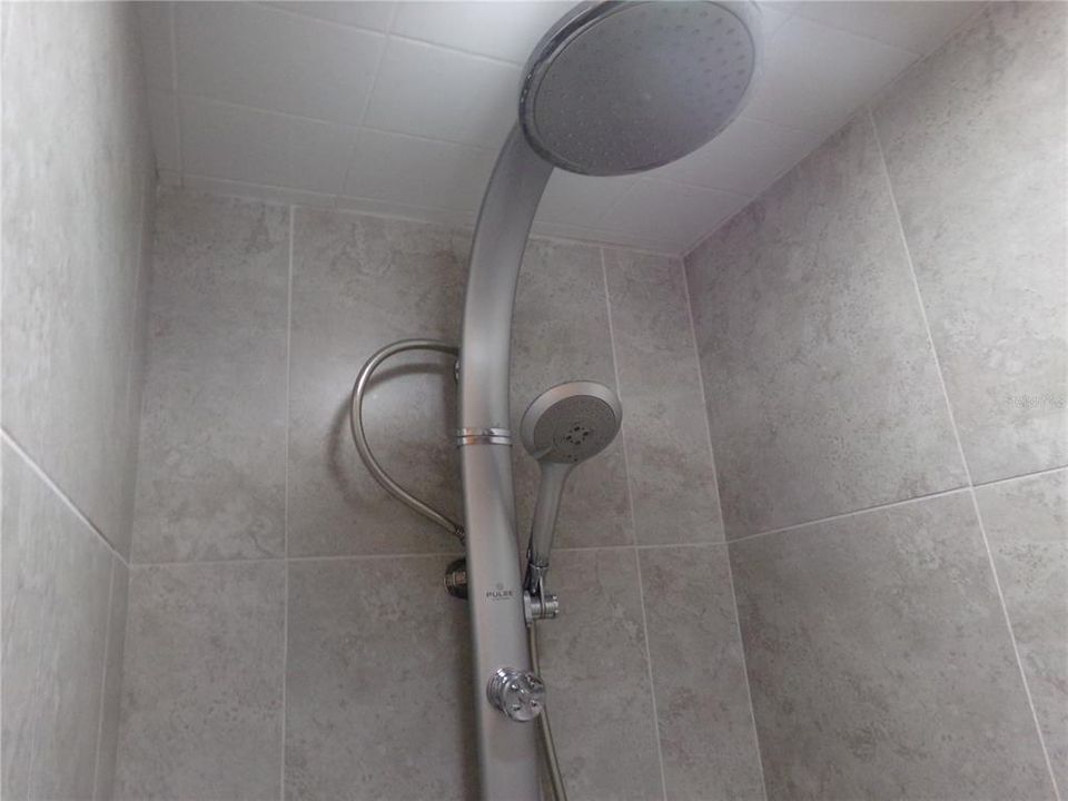 For Sale: $485,000 (4 beds, 2 baths, 1624 Square Feet)
