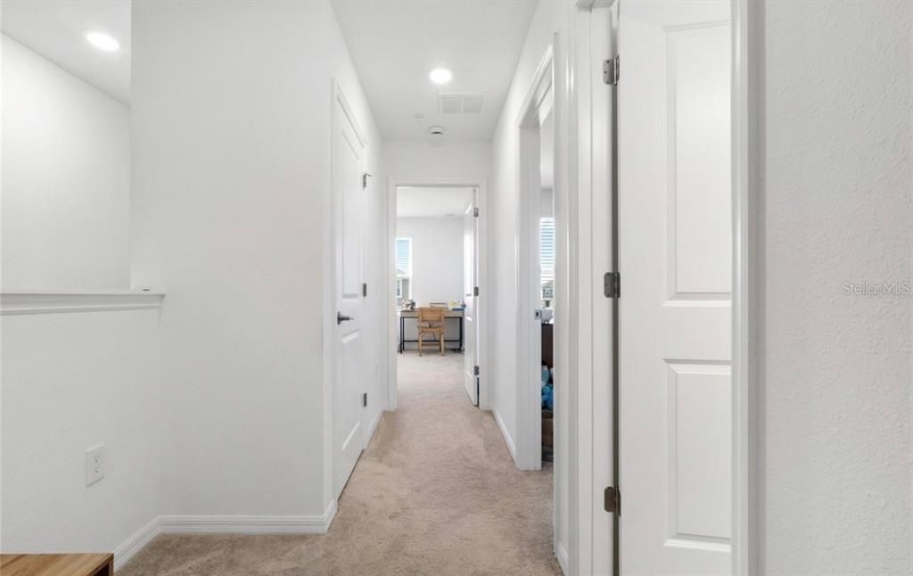 For Sale: $330,000 (3 beds, 2 baths, 1365 Square Feet)