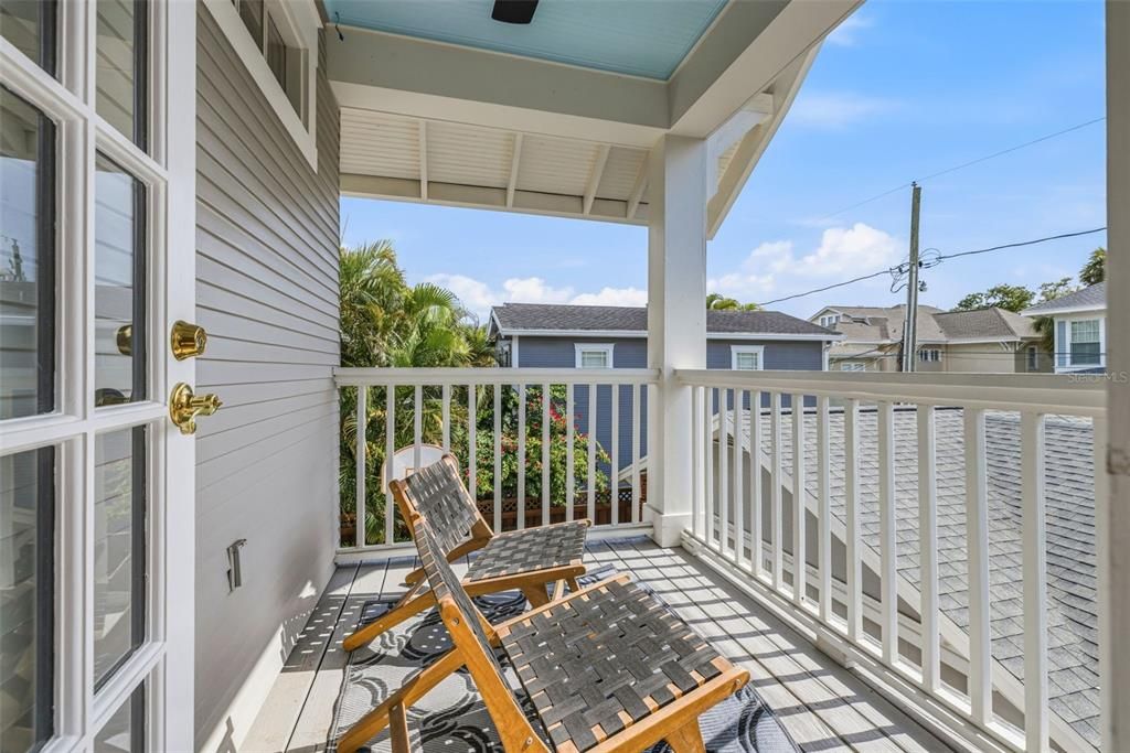 Active With Contract: $3,200,000 (4 beds, 3 baths, 4488 Square Feet)