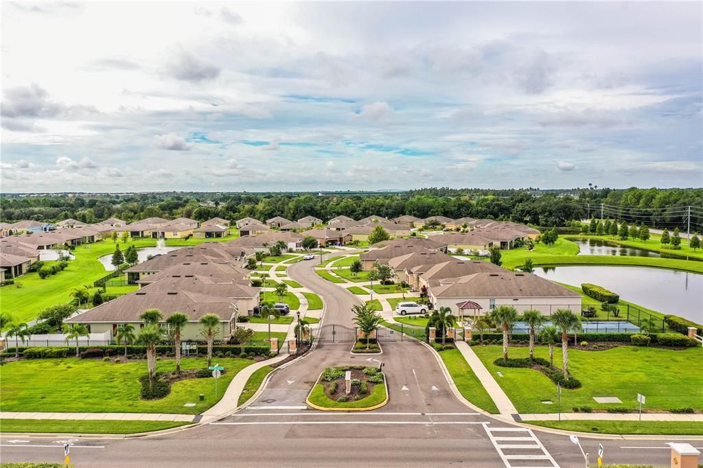 For Sale: $334,900 (3 beds, 2 baths, 1685 Square Feet)
