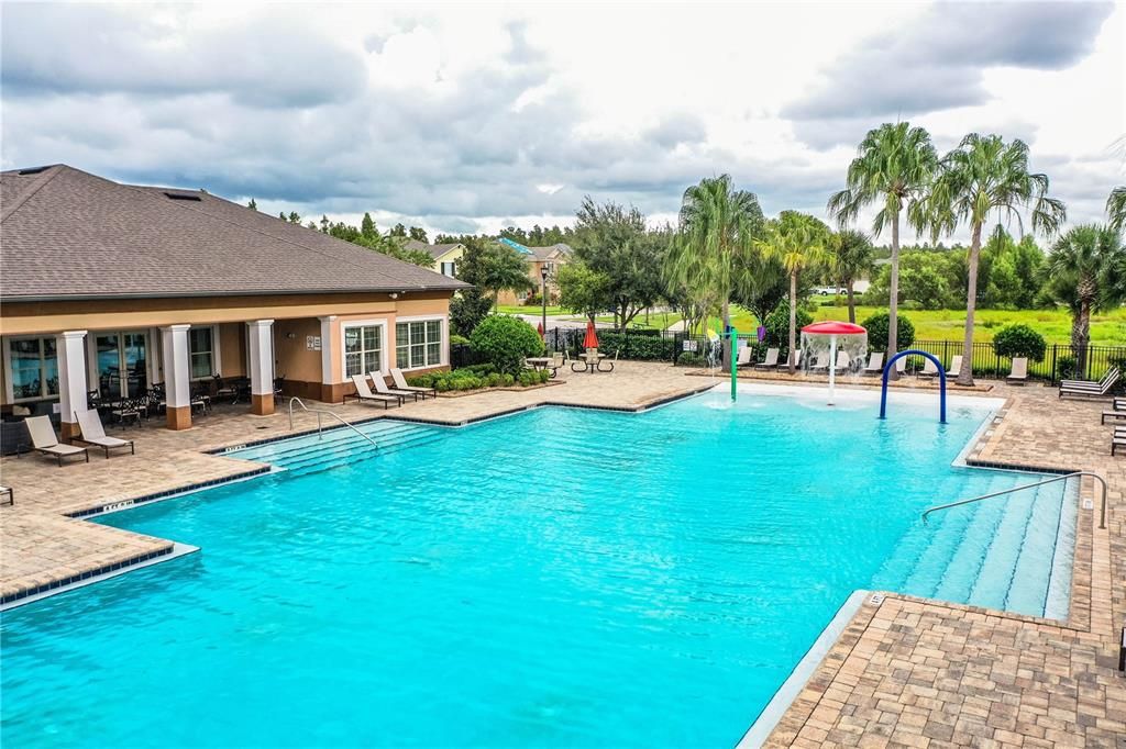 For Sale: $334,900 (3 beds, 2 baths, 1685 Square Feet)