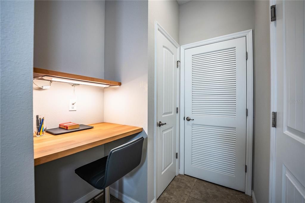 For Sale: $334,900 (3 beds, 2 baths, 1685 Square Feet)