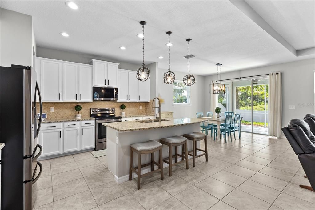 For Sale: $535,000 (4 beds, 3 baths, 3217 Square Feet)